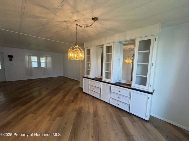 22 Hamilton Avenue, Palm Harbor, FL 34684