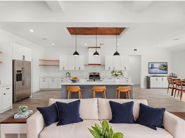 679 Road 66111, Dayton, TX 77535