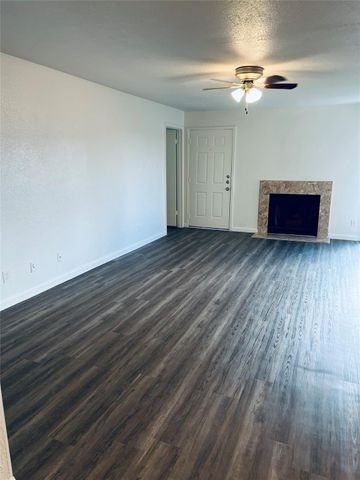 9700 Leawood Boulevard 1116, Houston, TX 77099
