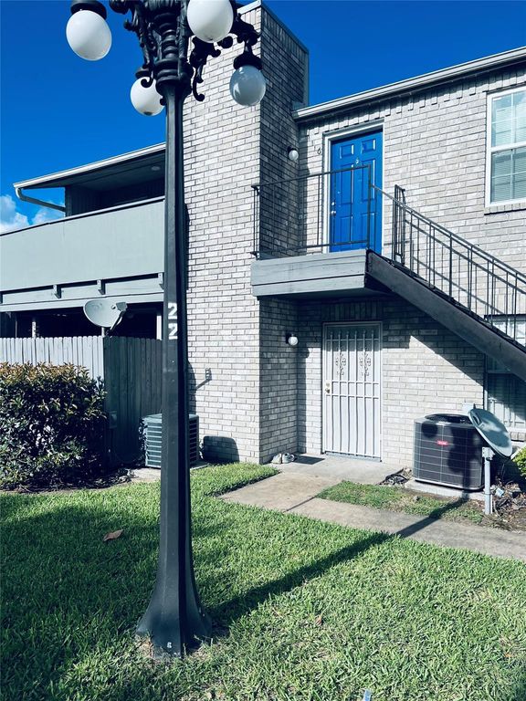 9700 Leawood Boulevard 1116, Houston, TX 77099
