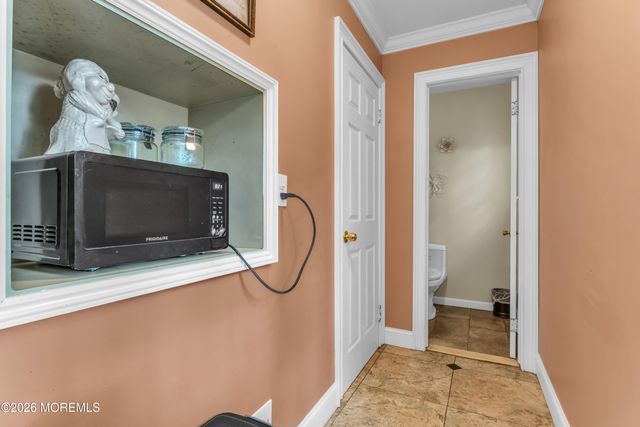 35 Dugan Lane, Toms River, NJ 08755