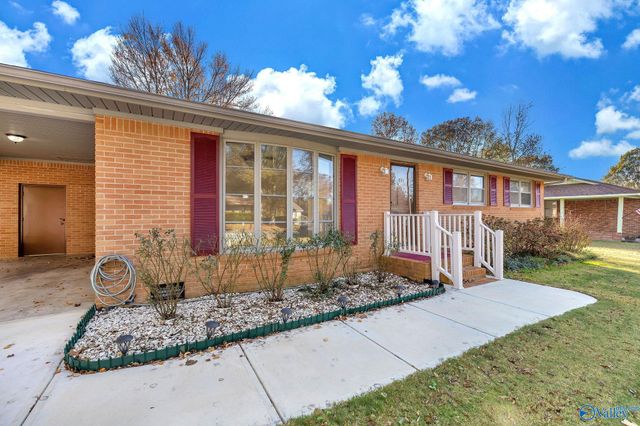 551 Reed Road, Guntersville, AL 35976