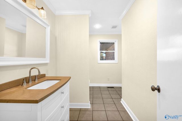 551 Reed Road, Guntersville, AL 35976