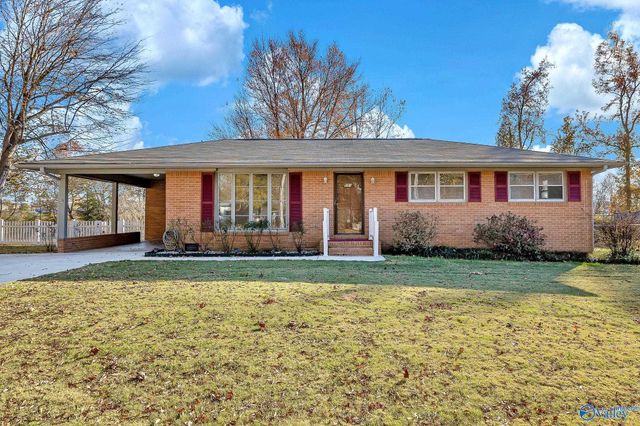 551 Reed Road, Guntersville, AL 35976