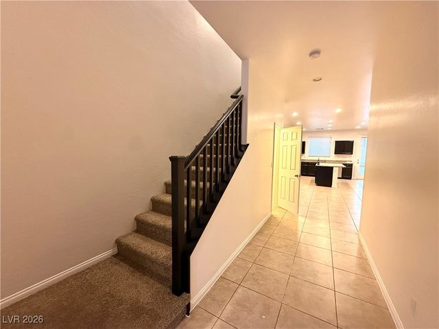 123 Volans Avenue, Las Vegas, NV 89183