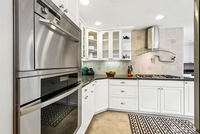 25845 SE 152 Street, Issaquah, WA 98027