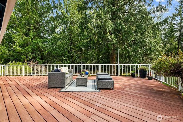 25845 SE 152 Street, Issaquah, WA 98027