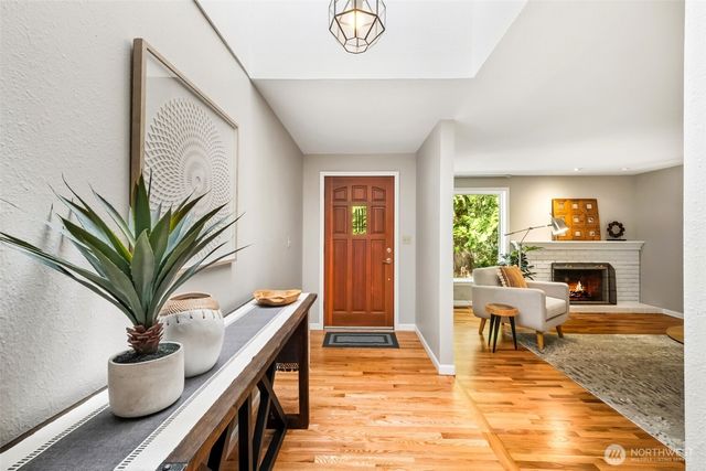 25845 SE 152 Street, Issaquah, WA 98027