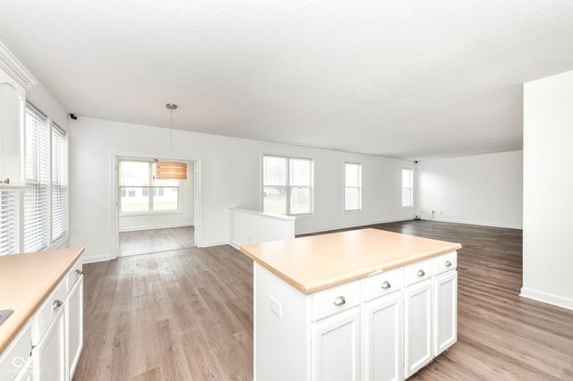 11035 Cool Winds Way, Fishers, IN 46037