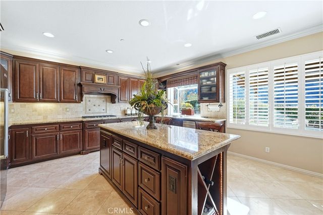 10 Boulder Ridge Court, Azusa, CA 91702