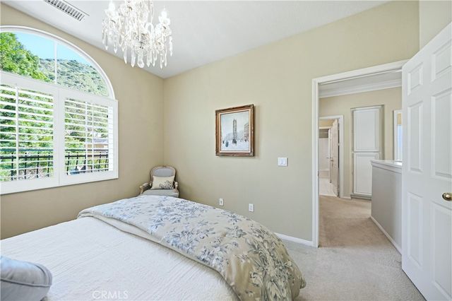 10 Boulder Ridge Court, Azusa, CA 91702