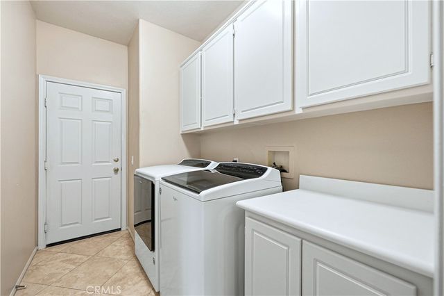 10 Boulder Ridge Court, Azusa, CA 91702