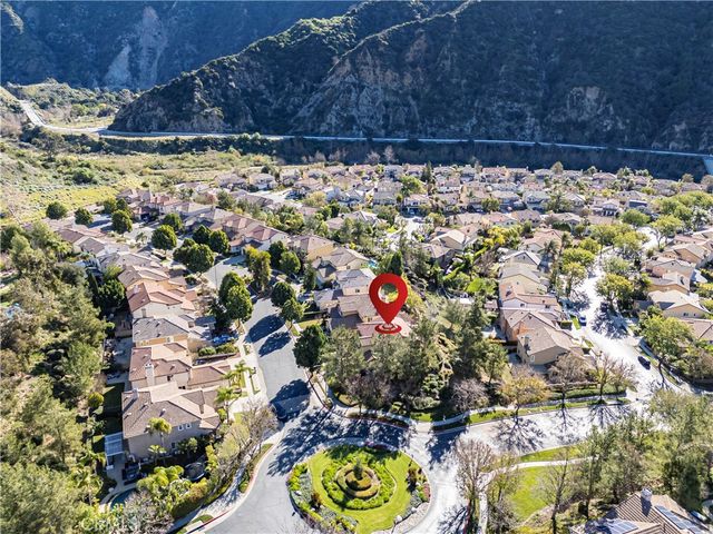 10 Boulder Ridge Court, Azusa, CA 91702