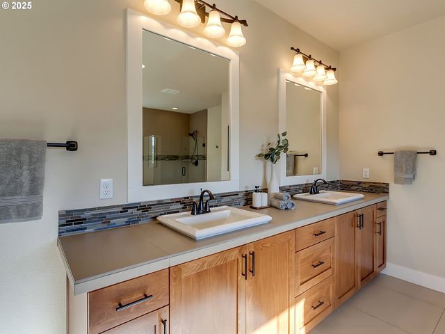 28293 Sw BELFAST Ln, Wilsonville, OR 97070