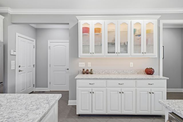 710 Farmbrook Drive, Rocky Face, GA 30740