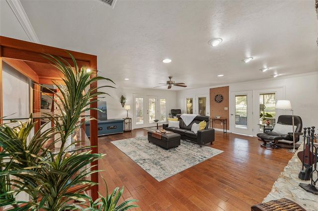 6015 SW 36TH WAY, Gainesville, FL 32608