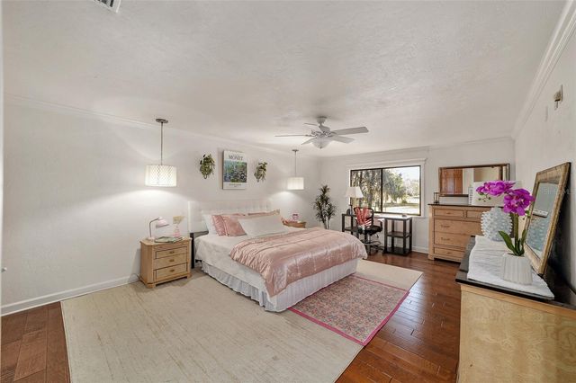 6015 SW 36TH WAY, Gainesville, FL 32608