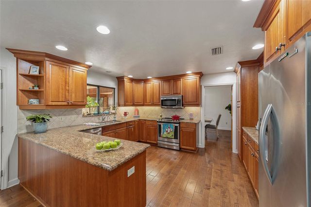 6015 SW 36TH WAY, Gainesville, FL 32608