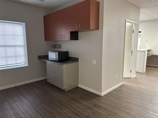 1034 Canyon Bend DR C, Dripping Springs, TX 78620
