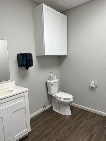 1034 Canyon Bend DR C, Dripping Springs, TX 78620