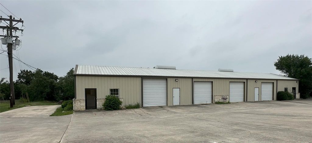 1034 Canyon Bend DR C, Dripping Springs, TX 78620
