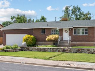 1122 E 1300 N, Layton, UT 84040
