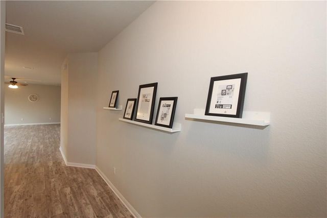 457 Galway Bay LN, Georgetown, TX 78626