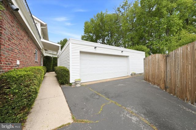 1505 GRAYROCK DR, Wilmington, DE 19803