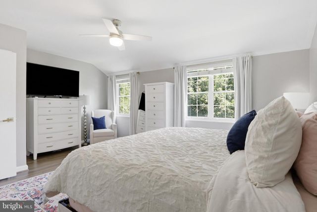 3904 KELLER AVE, Alexandria, VA 22302