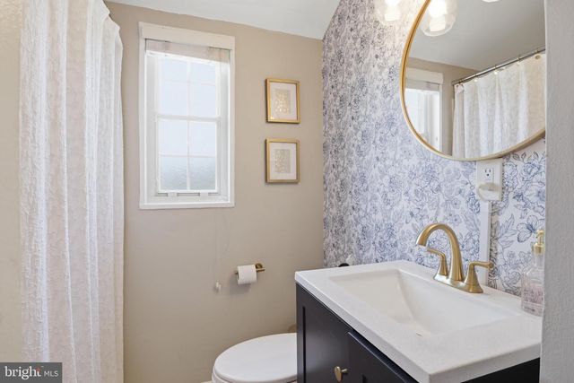 3904 KELLER AVE, Alexandria, VA 22302
