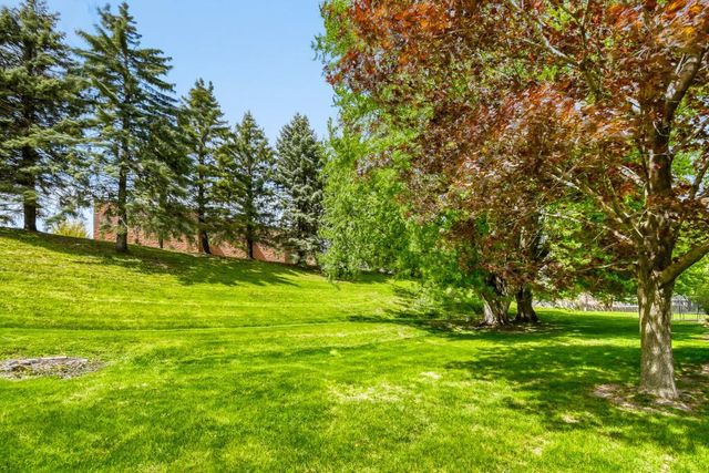 1754 Evergreen Bay, Woodbury, MN 55125