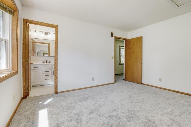 1754 Evergreen Bay, Woodbury, MN 55125