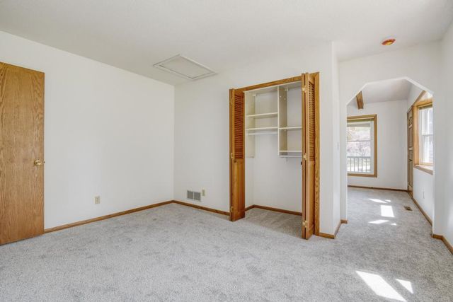 1754 Evergreen Bay, Woodbury, MN 55125