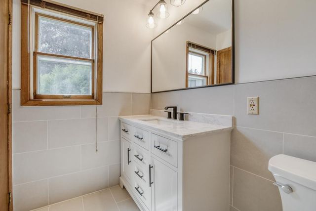 1754 Evergreen Bay, Woodbury, MN 55125
