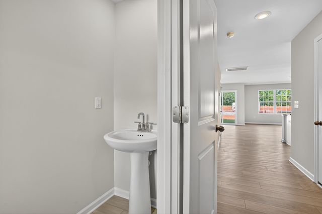 1350 Cattleman Acres Drive, Inman, SC 29349