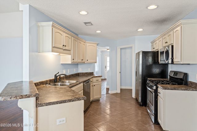 6051 Caroline Cove, Southaven, MS 38671