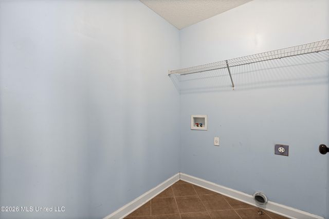 6051 Caroline Cove, Southaven, MS 38671