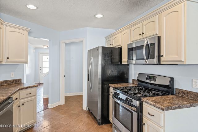 6051 Caroline Cove, Southaven, MS 38671