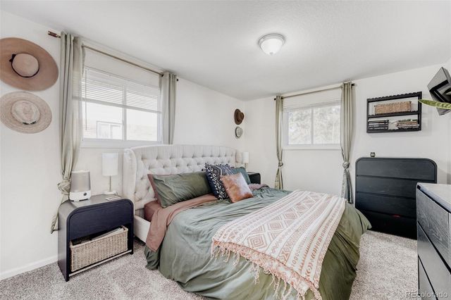 628 S Oswego, Aurora, CO 80112