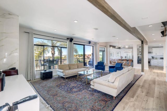 2240 Hartford St., San Diego, CA 92110