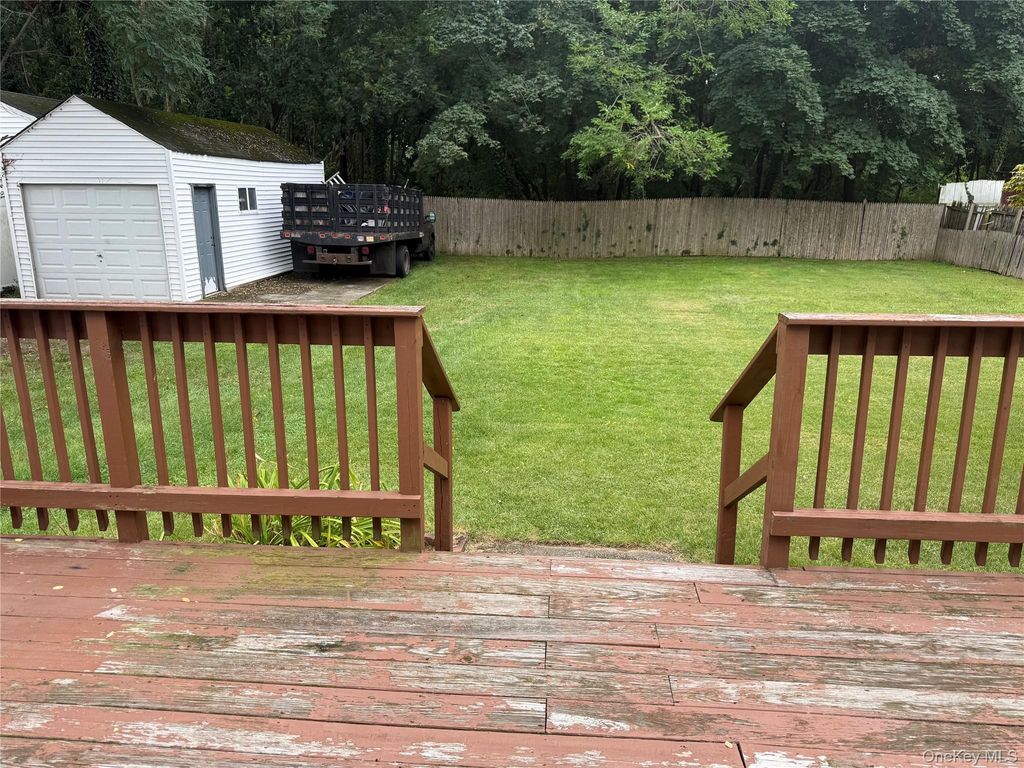 24 Washington Avenue, Amityville, NY 11701 — photo 4
