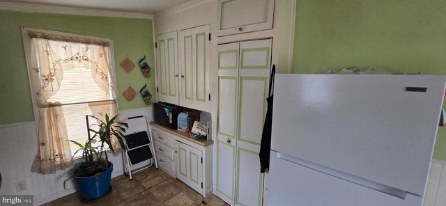 115 CLEARFIELD AVE, Trenton, NJ 08618