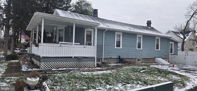 115 CLEARFIELD AVE, Trenton, NJ 08618