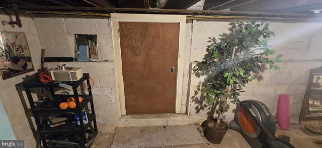 115 CLEARFIELD AVE, Trenton, NJ 08618