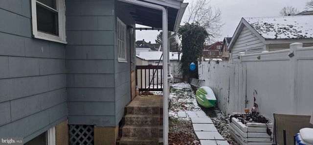 115 CLEARFIELD AVE, Trenton, NJ 08618