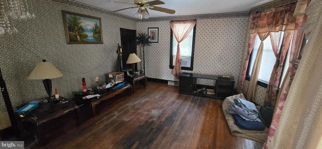 115 CLEARFIELD AVE, Trenton, NJ 08618