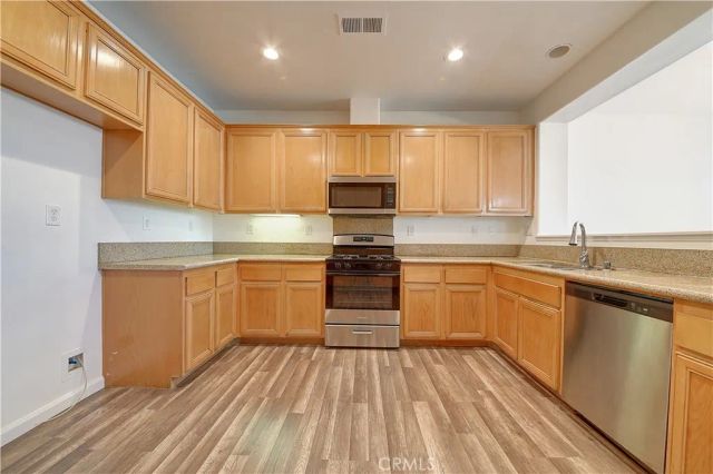 26279 Iris Avenue E, Moreno Valley, CA 92555