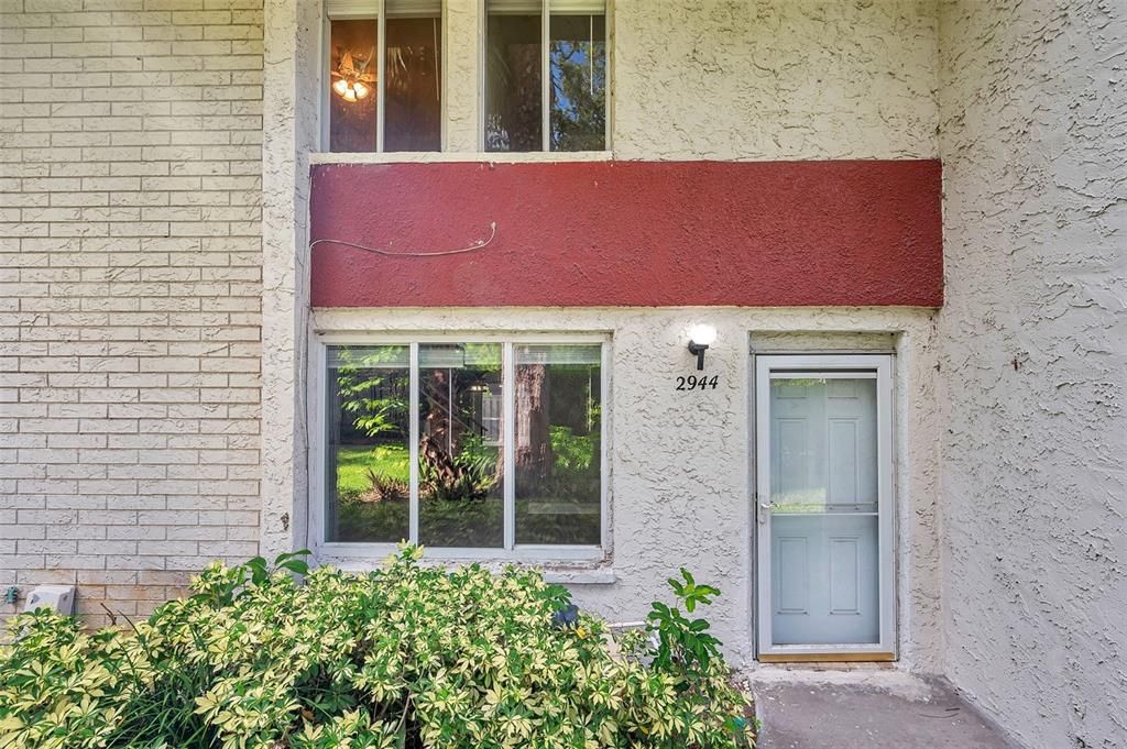 Image 1 of property listing at 2944 PINE CONE CIRCLE, Clearwater, FL 33760