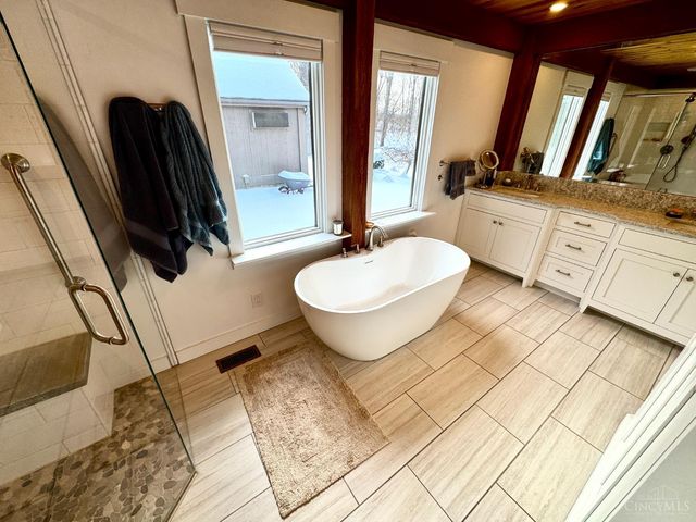 249 Hickory Meadows Lane, Turtle Creek Twp, OH 45036