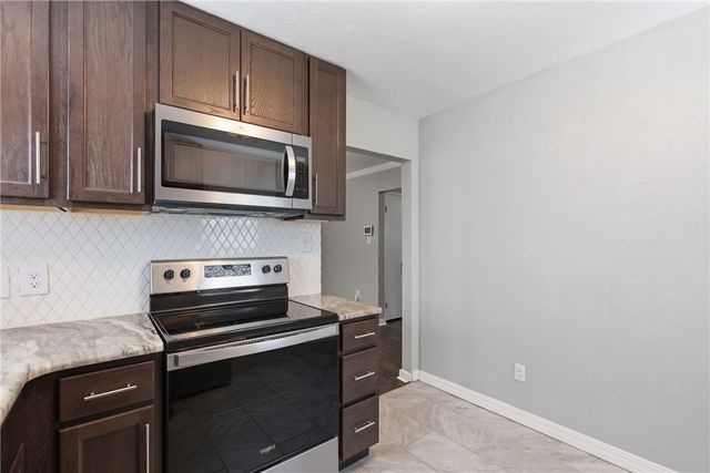 4952 McAnulty Rd, Whitehall, PA 15236